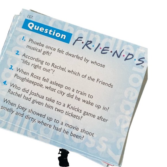 FRIENDS Ultimate Trivia Game Ages 10 & Up in Metal Box - Picture 5 of 8